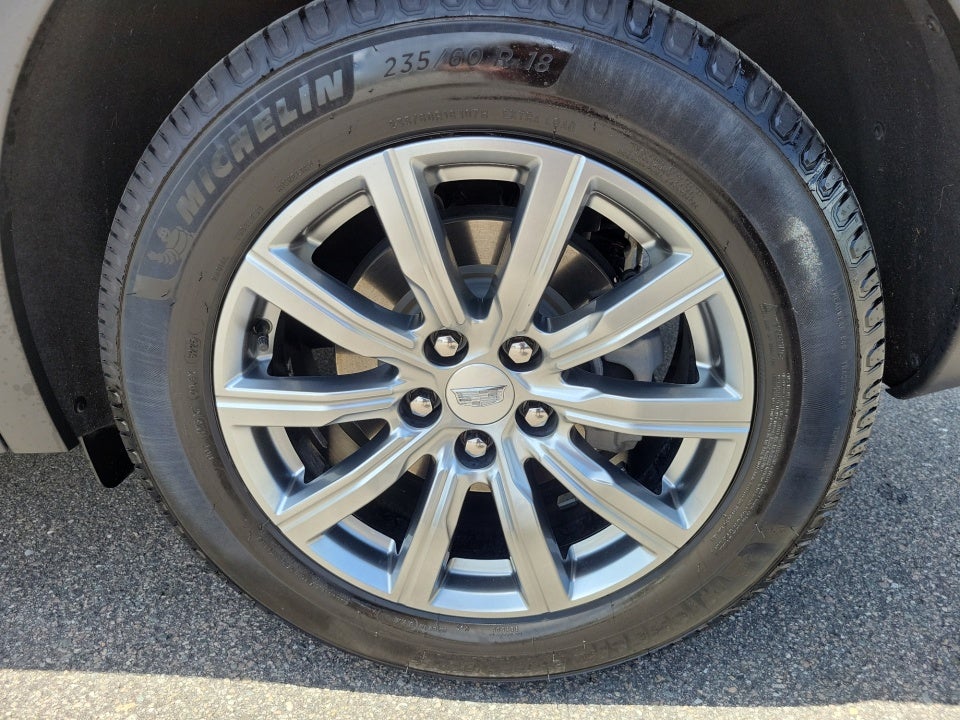 2021 Cadillac XT4 FWD Premium Luxury