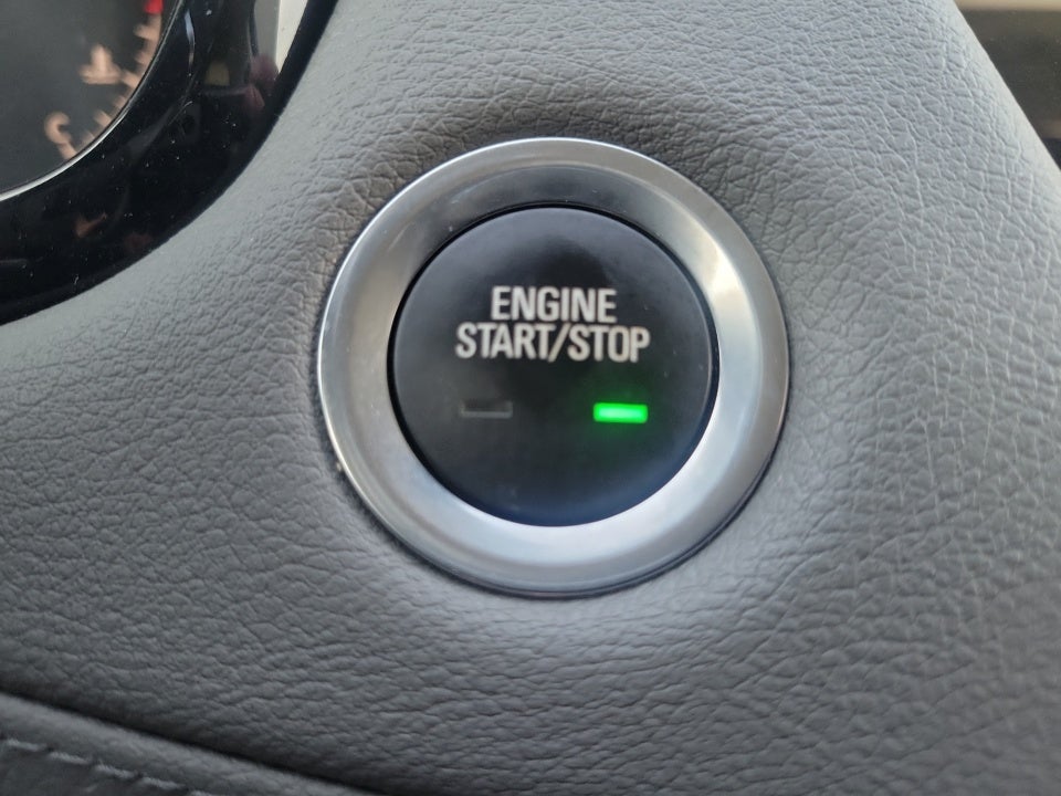 2022 Cadillac XT5 FWD Premium Luxury