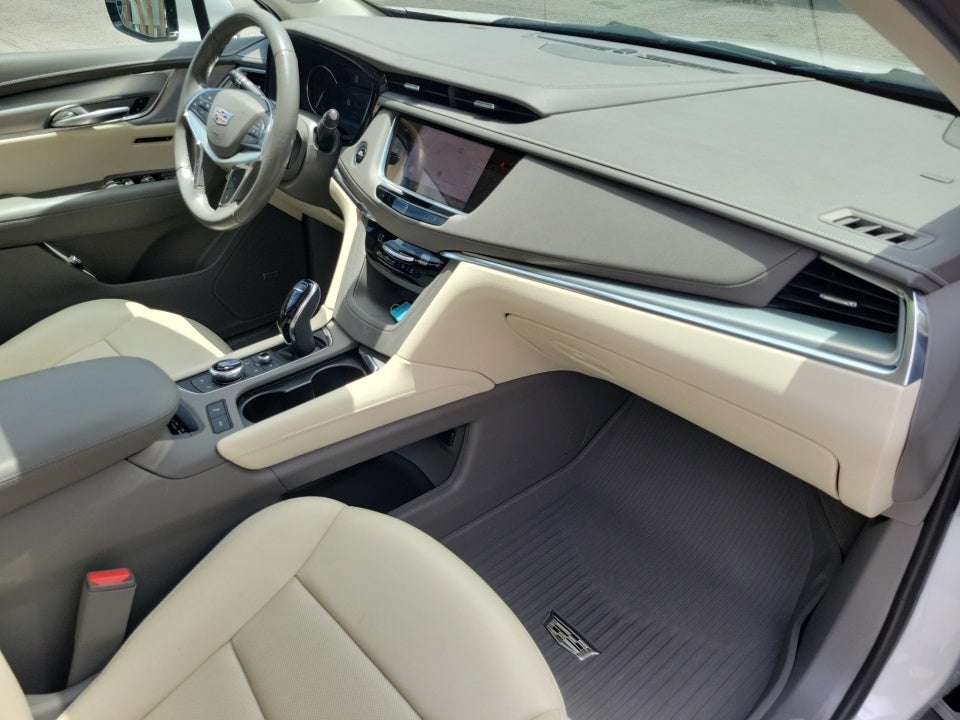 2021 Cadillac XT5 FWD Premium Luxury