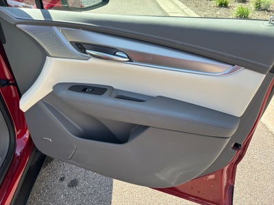 2024 Cadillac XT5 FWD Premium Luxury
