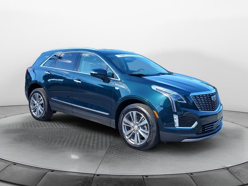 2026 Cadillac XT5 FWD Premium Luxury
