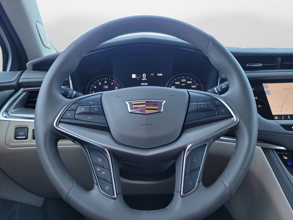 2026 Cadillac XT5 FWD Premium Luxury