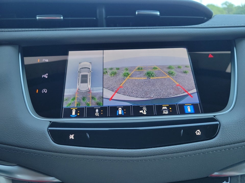 2026 Cadillac XT5 FWD Premium Luxury