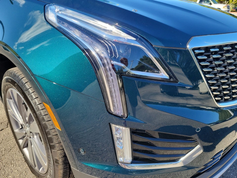 2026 Cadillac XT5 FWD Premium Luxury