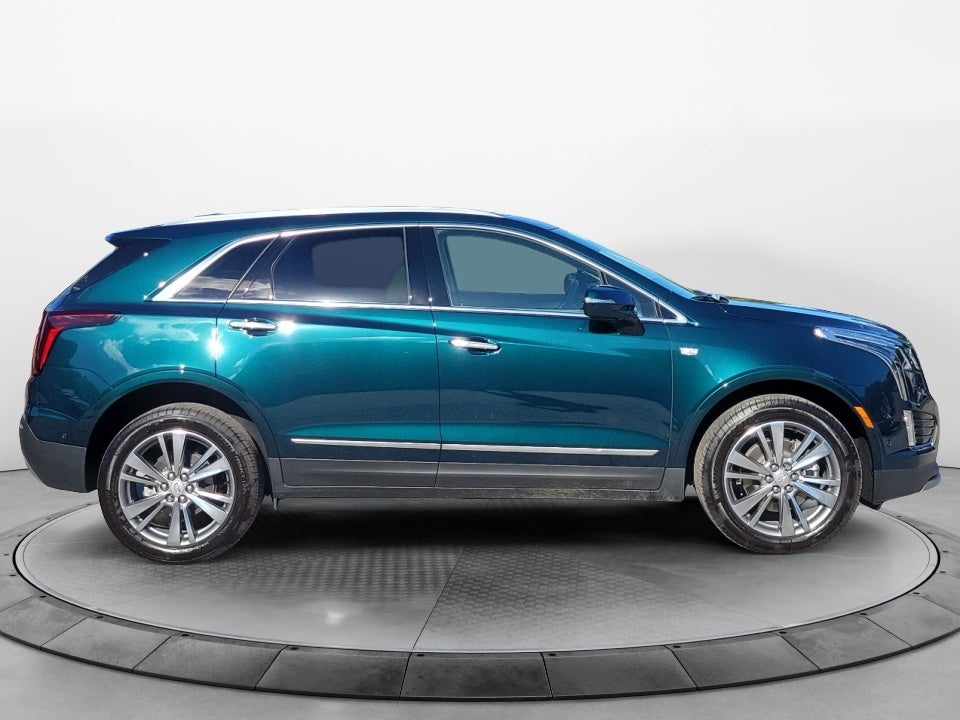 2026 Cadillac XT5 FWD Premium Luxury
