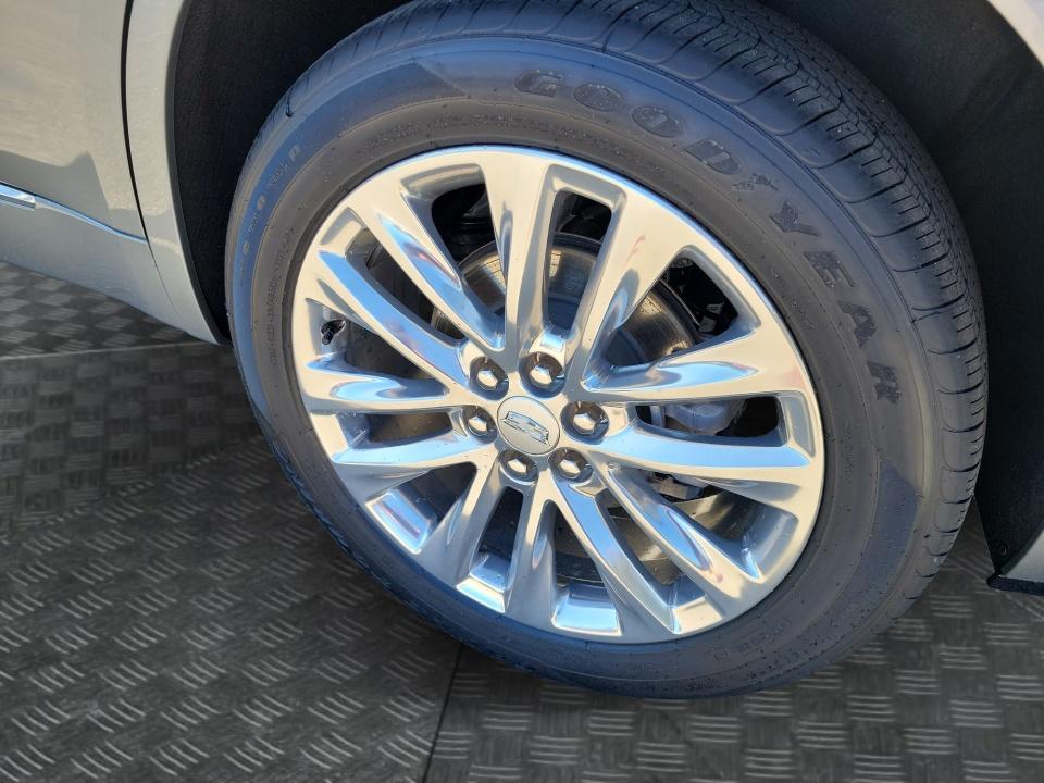 2024 Cadillac XT6 FWD Premium Luxury