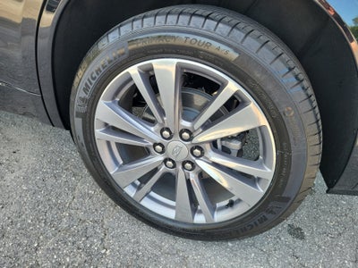 2025 Cadillac XT6 FWD Premium Luxury