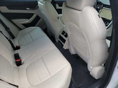 2024 Jaguar XF R-Dynamic SE