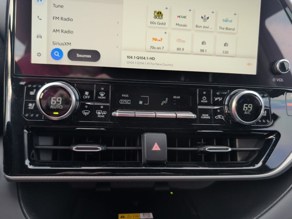 2024 Toyota Highlander Hybrid Hybrid Platinum