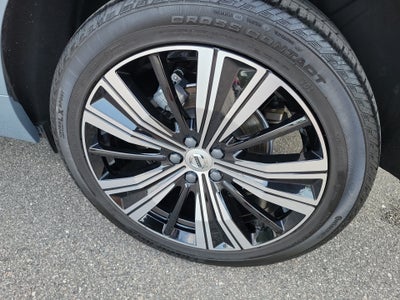 2023 Volvo XC60 Plus Bright Theme