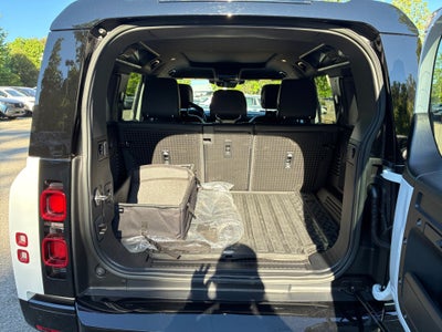 2023 Land Rover Defender 110 X-Dynamic SE