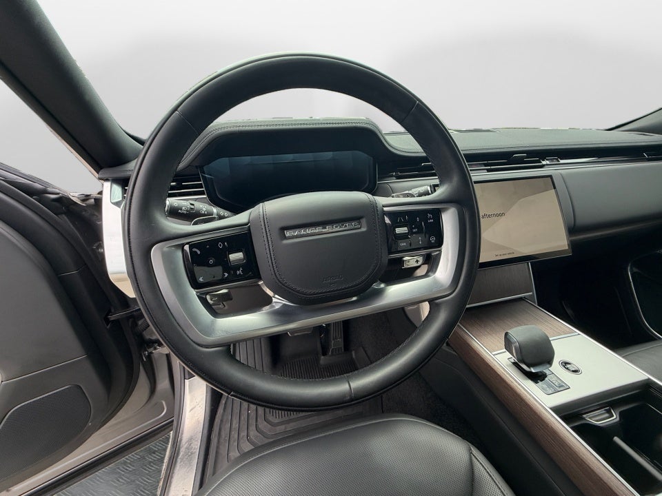 2024 Land Rover Range Rover P400 SE