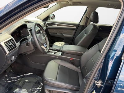 2022 Volkswagen Atlas 2.0T SE w/Technology