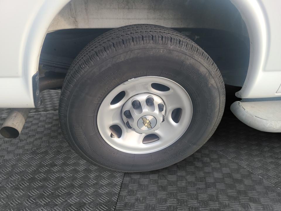 2025 Chevrolet Express Cargo Work Van