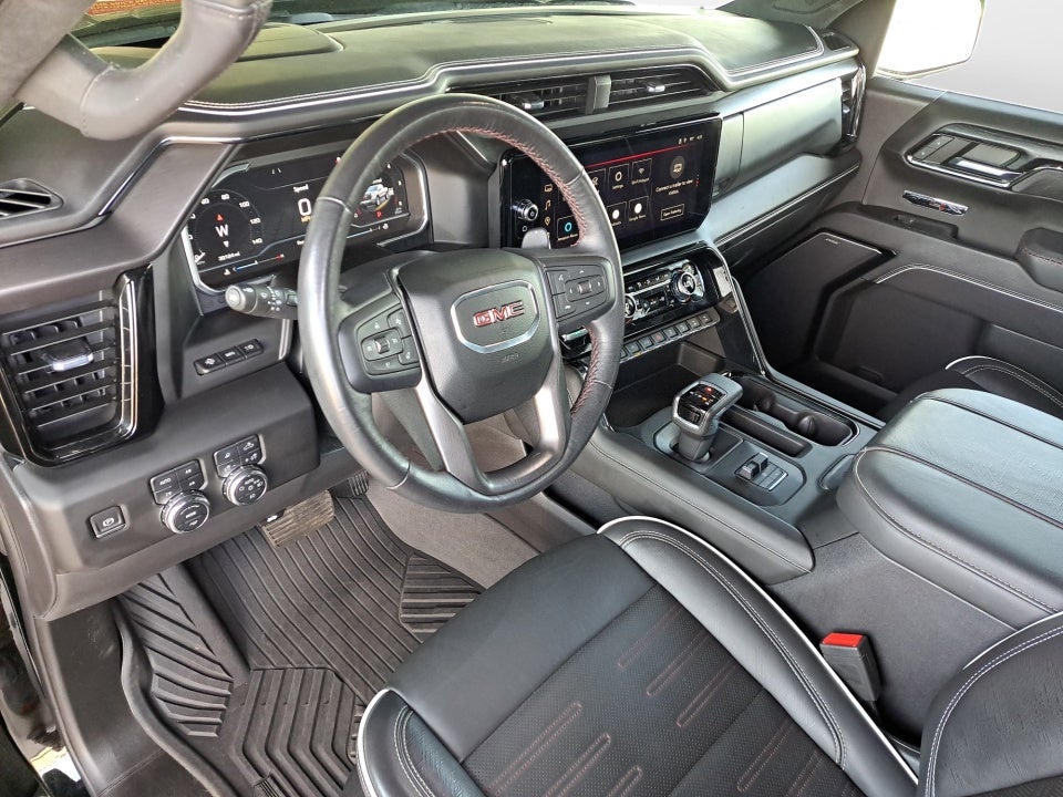 2023 GMC Sierra 1500 4WD Crew Cab Short Box AT4X