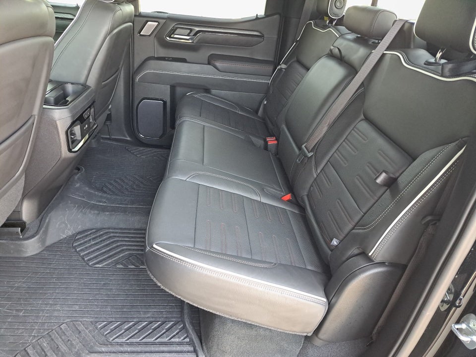 2023 GMC Sierra 1500 4WD Crew Cab Short Box AT4X