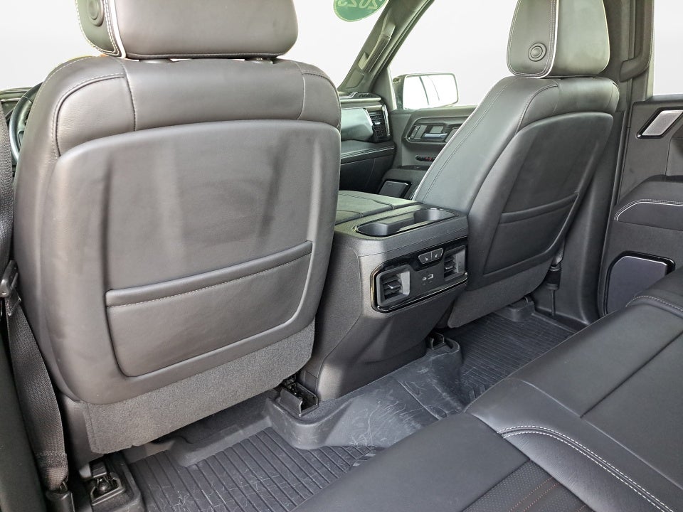 2023 GMC Sierra 1500 4WD Crew Cab Short Box AT4X