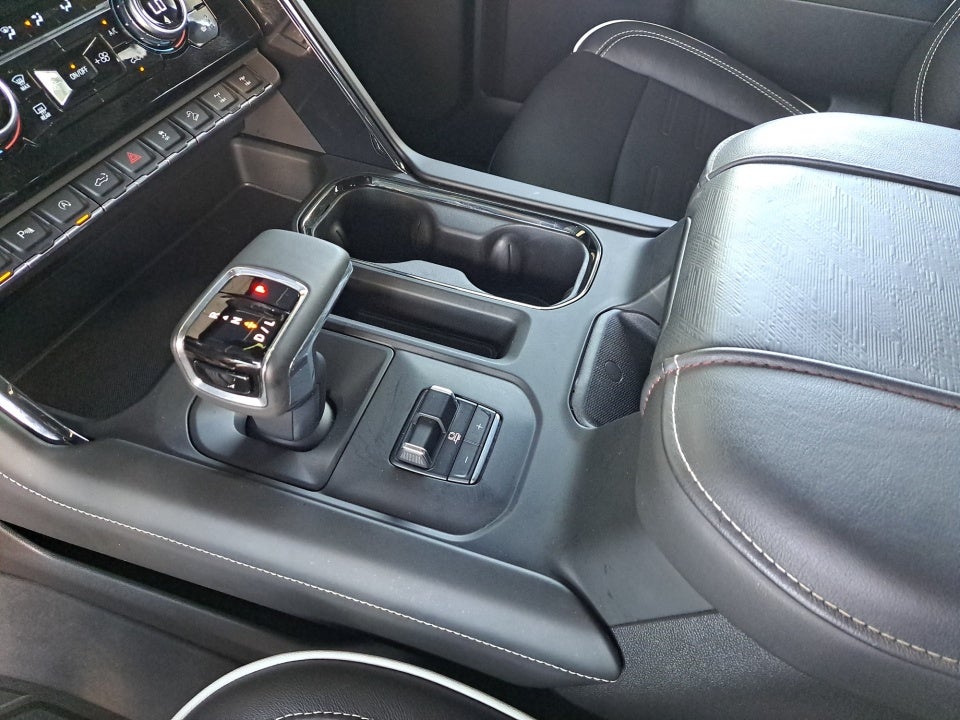 2023 GMC Sierra 1500 4WD Crew Cab Short Box AT4X
