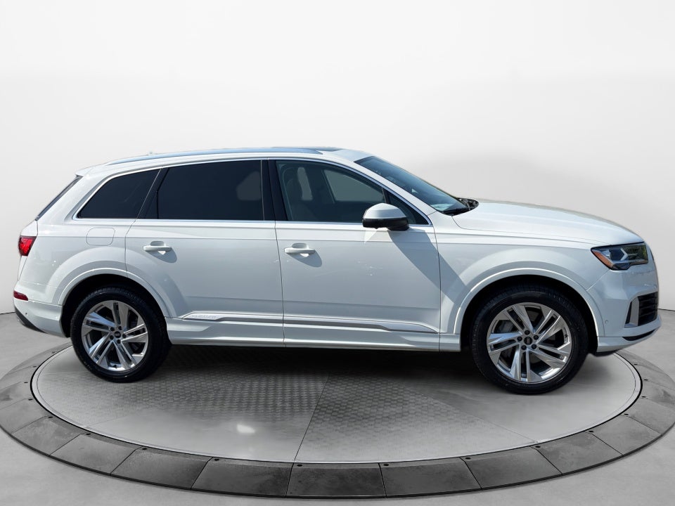 2021 Audi Q7 Premium Plus