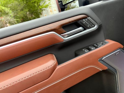 2025 GMC Sierra 2500HD Denali Ultimate