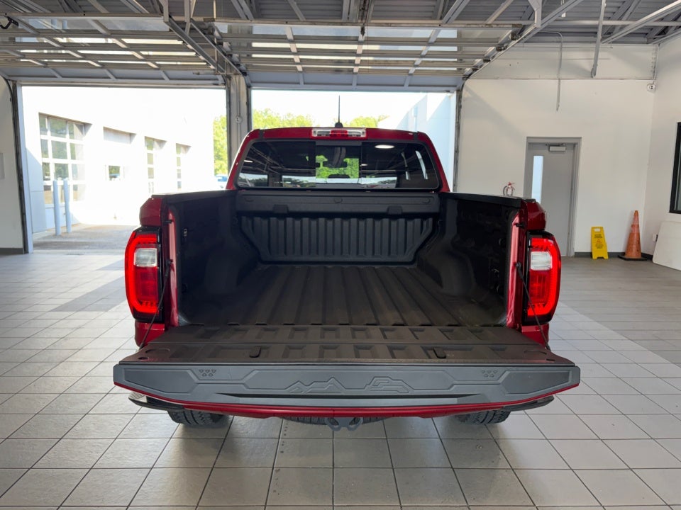 2024 GMC Canyon 4WD AT4