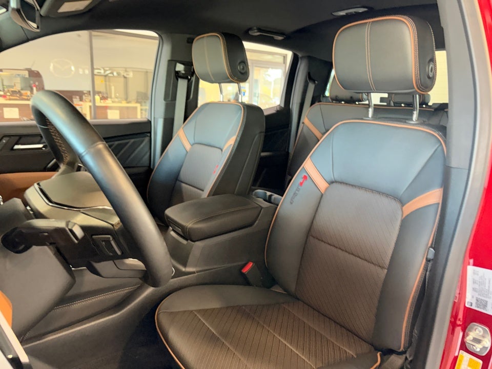 2024 GMC Canyon 4WD AT4