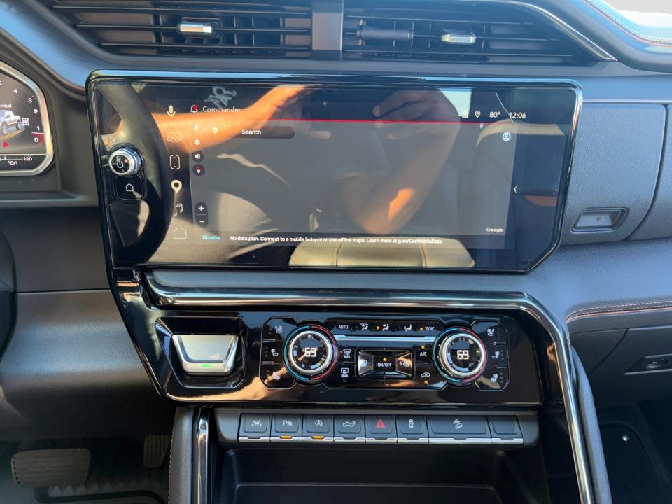 2023 GMC Sierra 1500 AT4