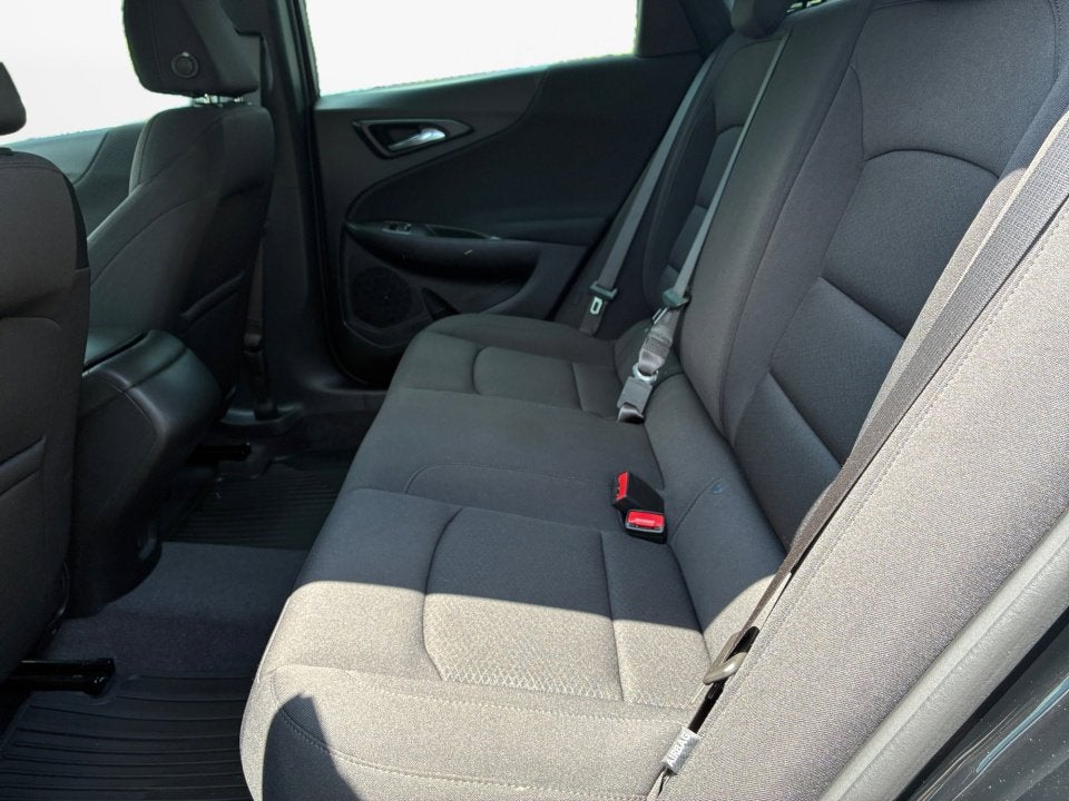 2021 Chevrolet Malibu LS