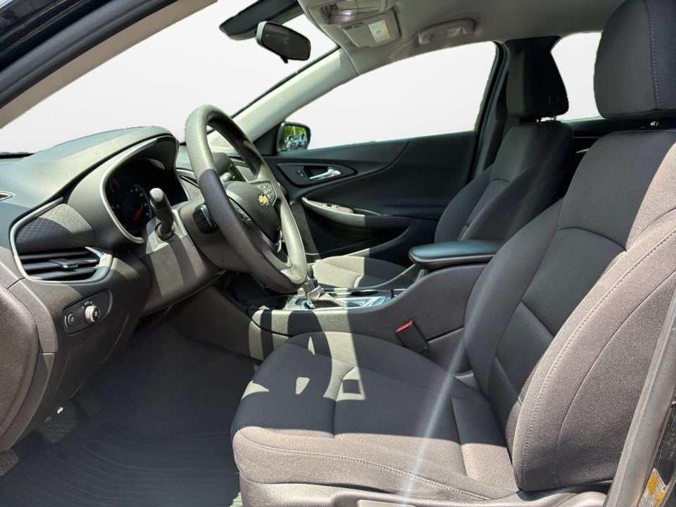 2021 Chevrolet Malibu LS