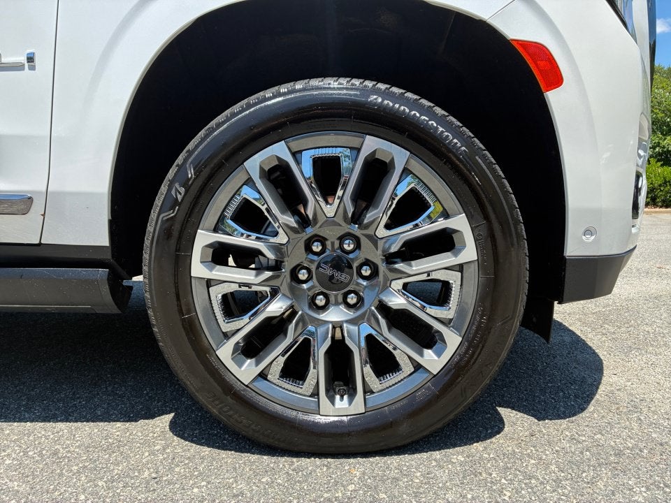 2024 GMC Yukon XL Denali Ultimate