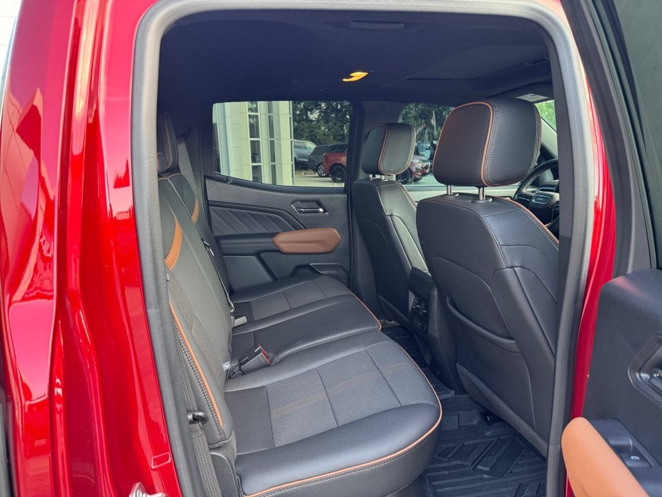2024 GMC Canyon AT4