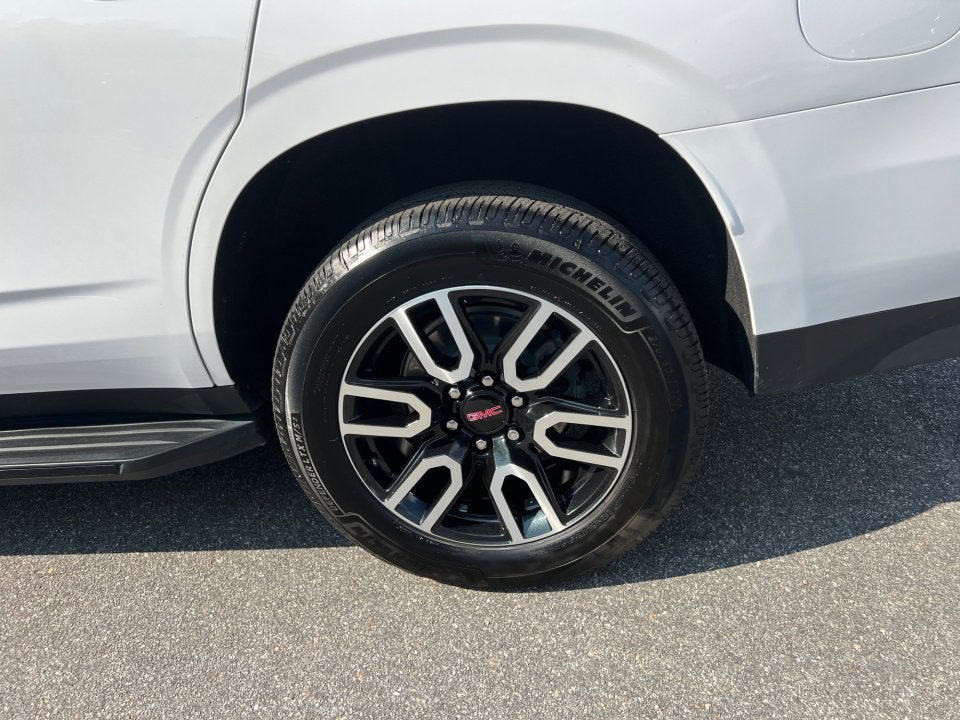 2023 GMC Yukon AT4