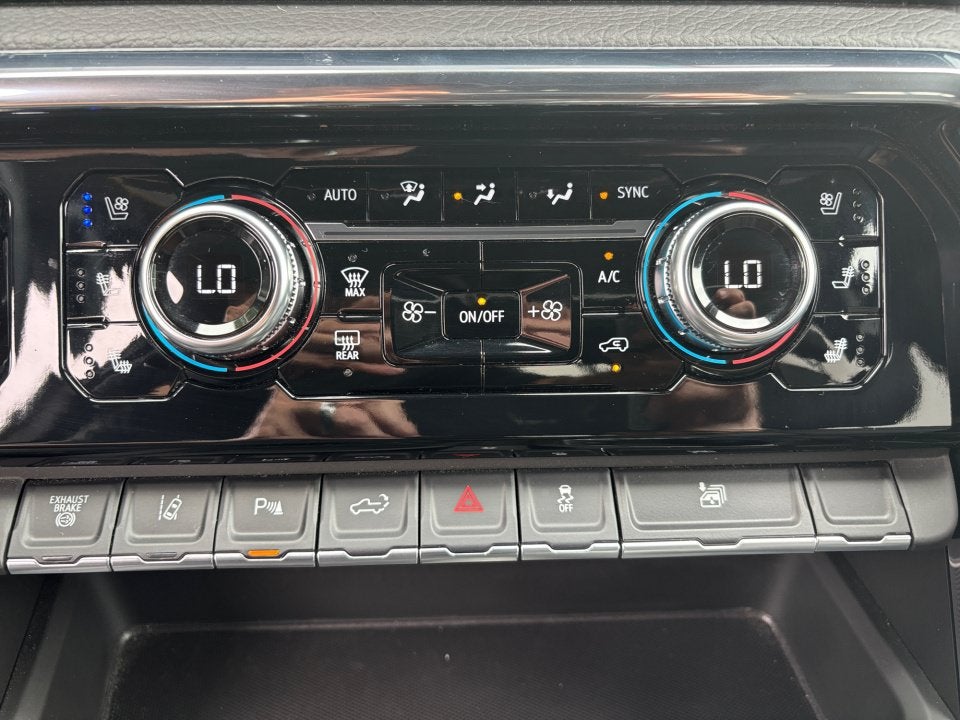 2025 GMC Sierra 3500 HD Denali DRW