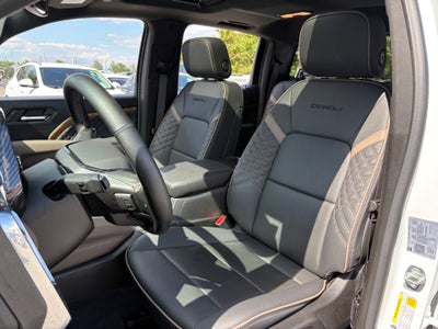2024 GMC Canyon Denali