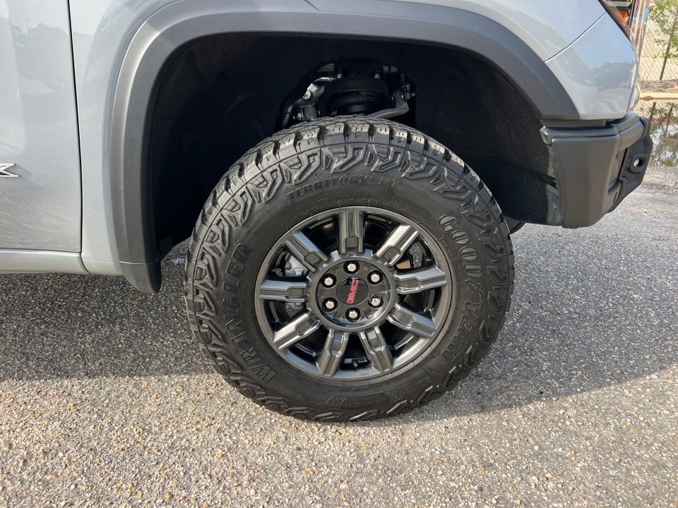 2025 GMC Sierra 1500 AT4X