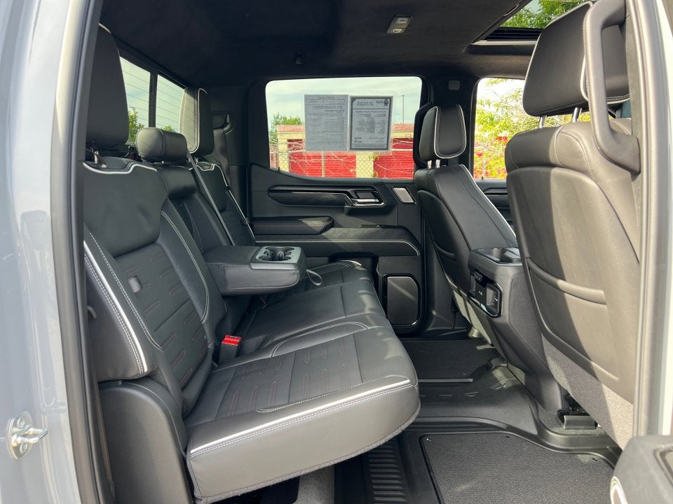 2025 GMC Sierra 1500 AT4X