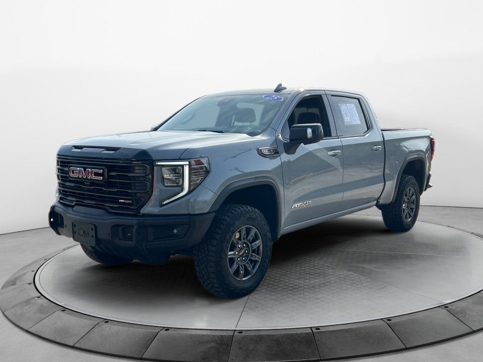 2025 GMC Sierra 1500 AT4X