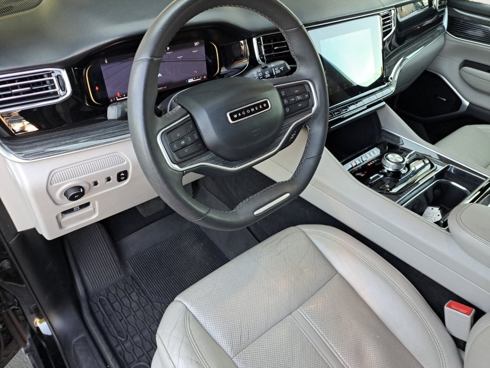 2022 Jeep Wagoneer Series III 4x4