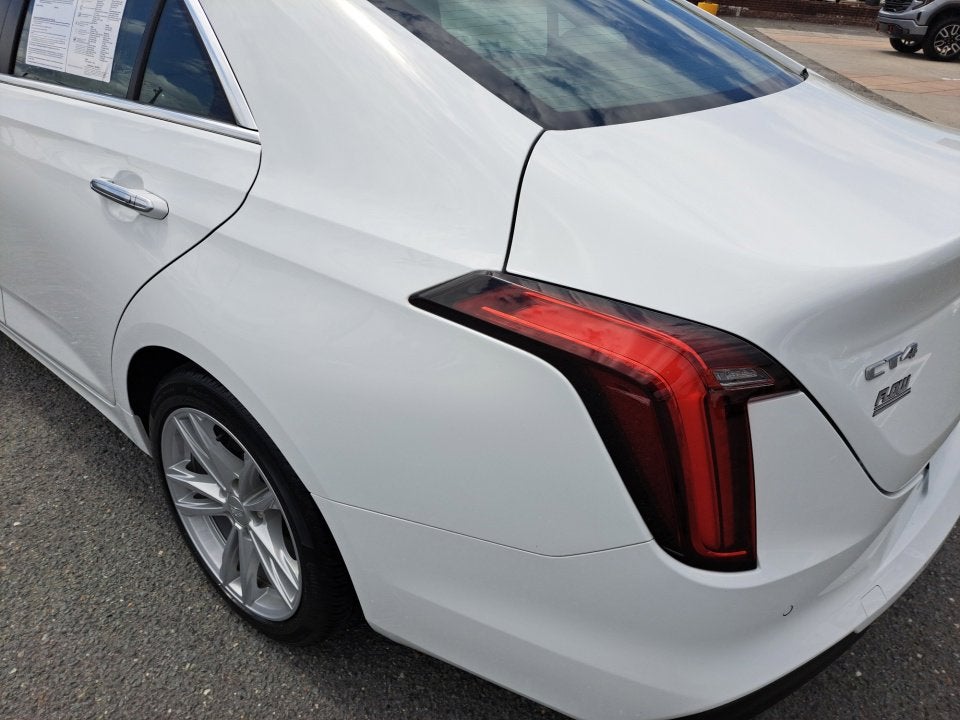 2023 Cadillac CT4 Luxury