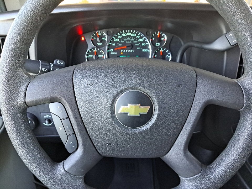 2017 Chevrolet Express Passenger 3500 LT