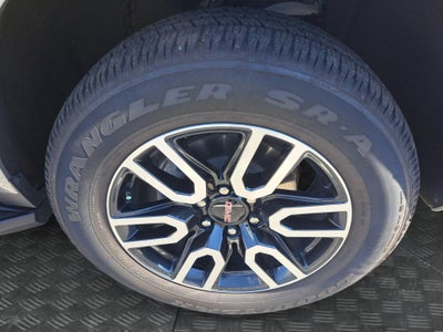 2023 GMC Yukon XL AT4