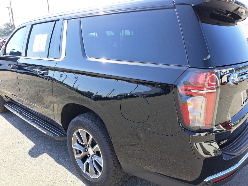 2022 Chevrolet Suburban LT