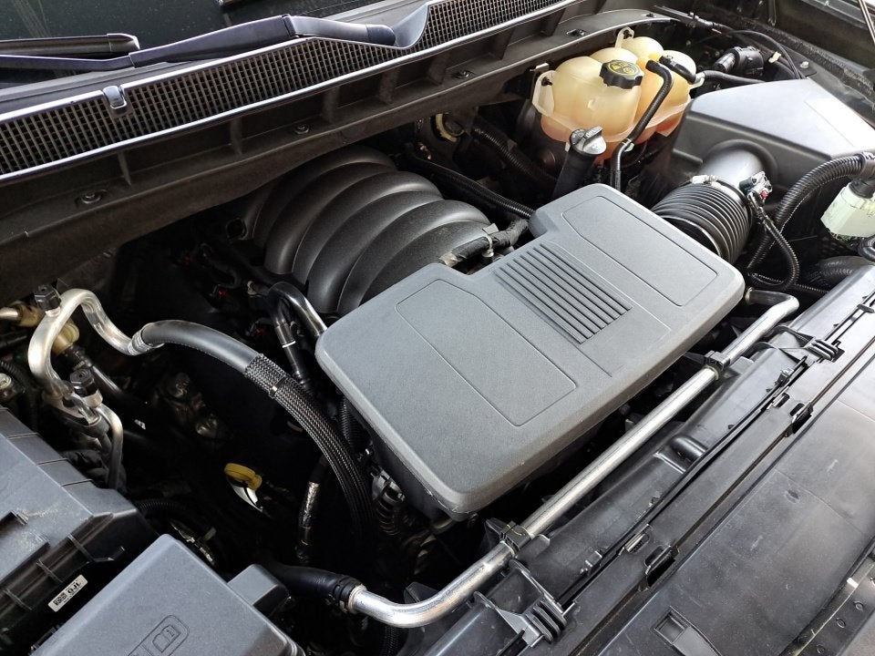 2022 Chevrolet Suburban LT