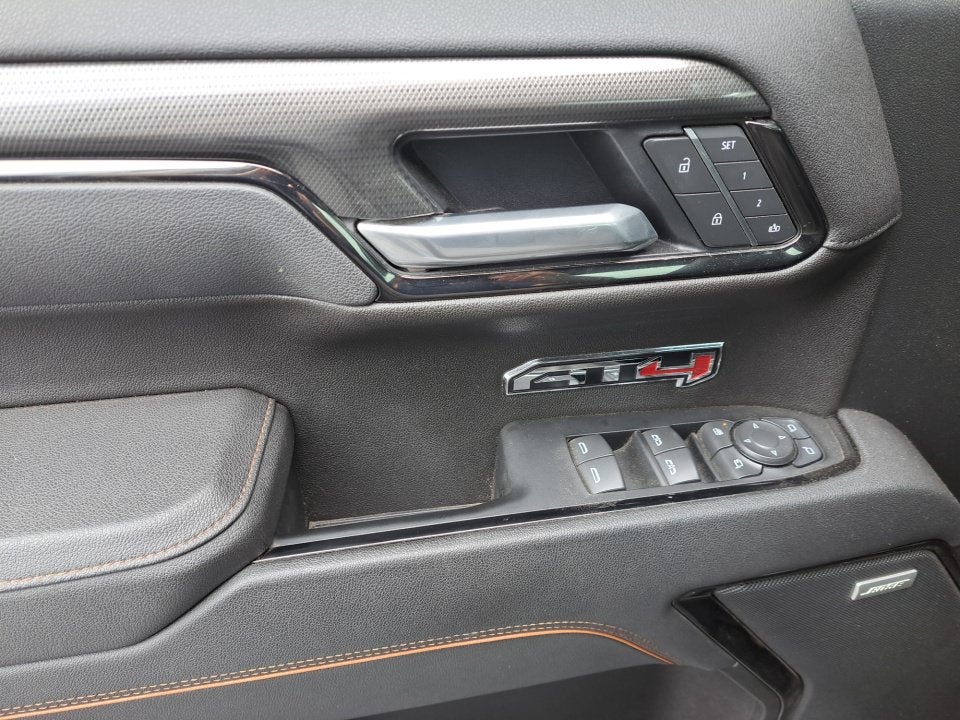 2025 GMC Sierra 1500 AT4