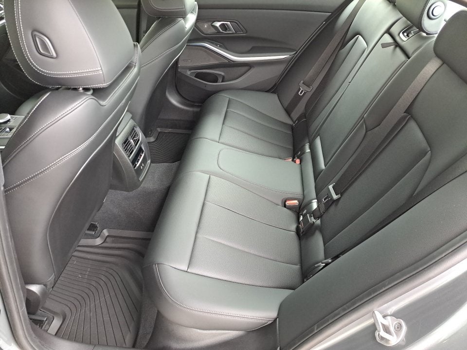 2025 BMW 3 Series 330i xDrive