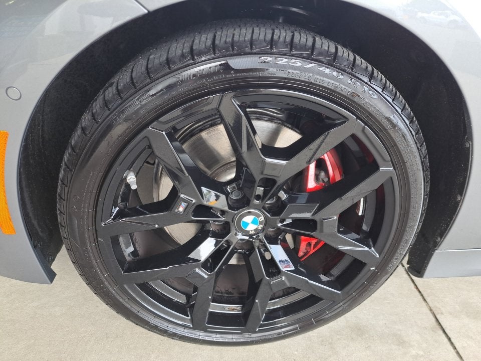 2025 BMW 3 Series 330i xDrive