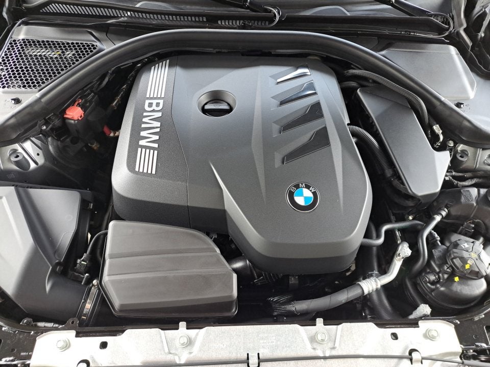 2025 BMW 3 Series 330i xDrive
