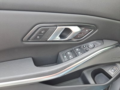 2025 BMW 3 Series 330i xDrive