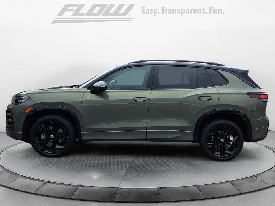2025 Volkswagen Tiguan 2.0T SE R-Line Black