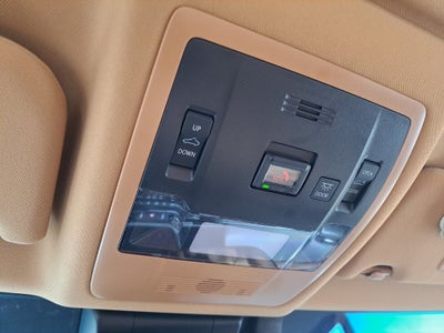 2023 Lexus ES 300h Ultra Luxury